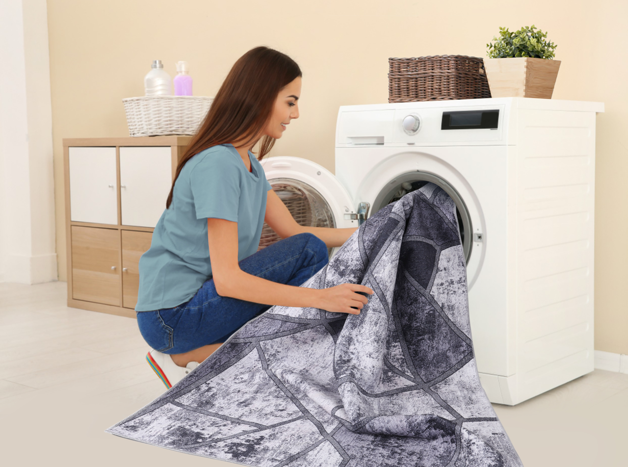 Ljuva Home Geometric Black & White Patchwork Washable Rug Design 4001