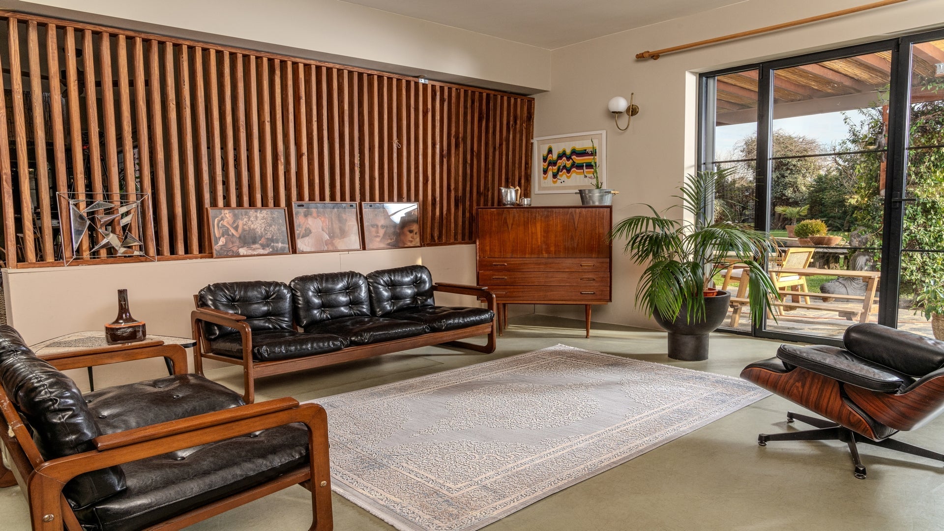 gallery_a0021_80-300